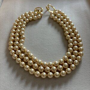Vintage Kenneth J Lane Classic Glass Pearls 17 in necklace